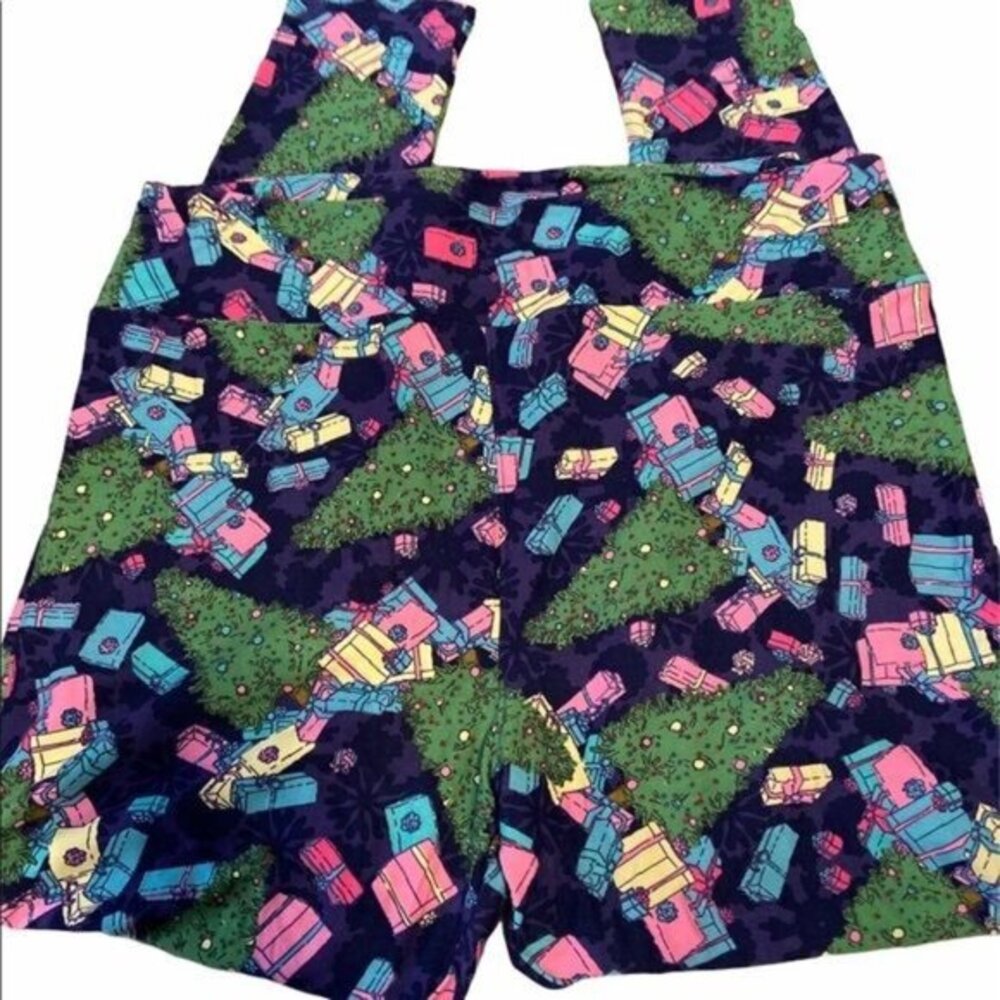 LuLaRoe Christmas leggings with Christmas TreesTC2